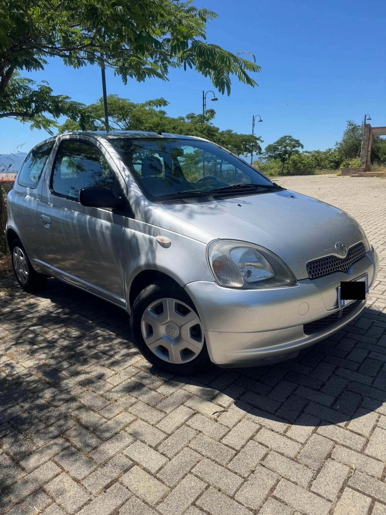 Toyota Yaris 1.0 Benzina 68Cv 2005