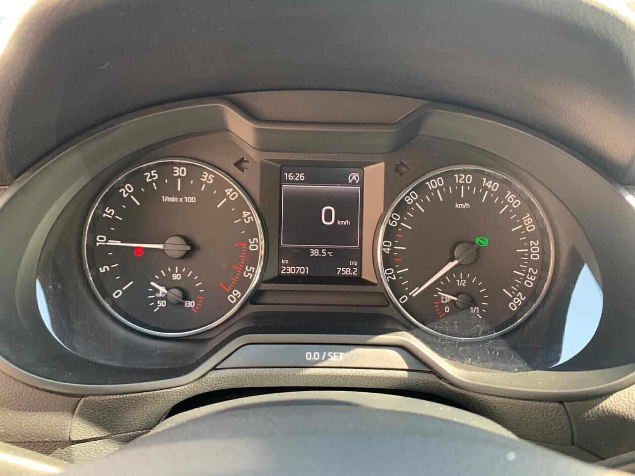 Skoda Octavia 1.6 TDI 105 CV DSG