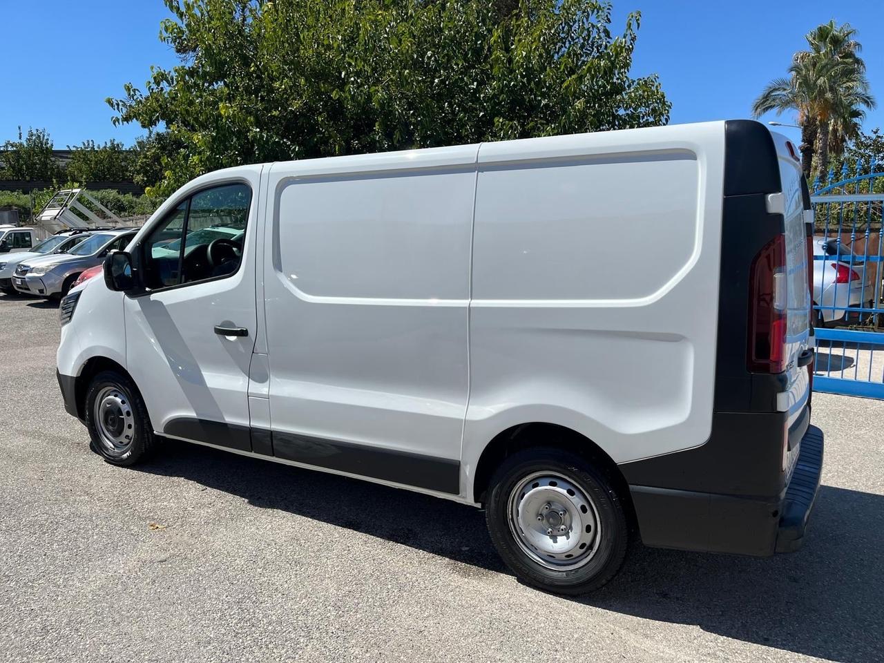 Renault trafic cargo-2.0 dci-2022