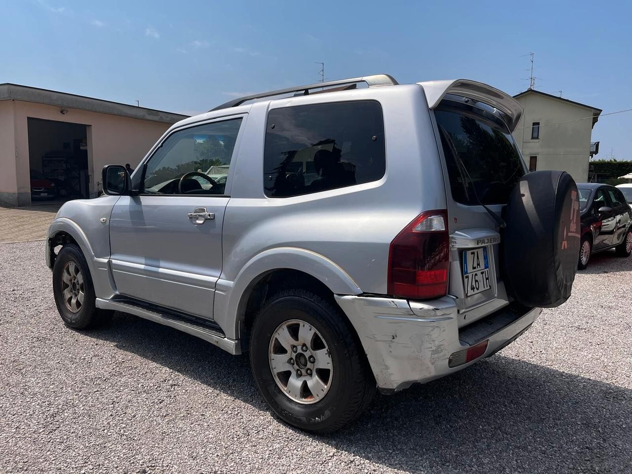 Mitsubishi Pajero 3.2 16V DI-D 3p. GLS1