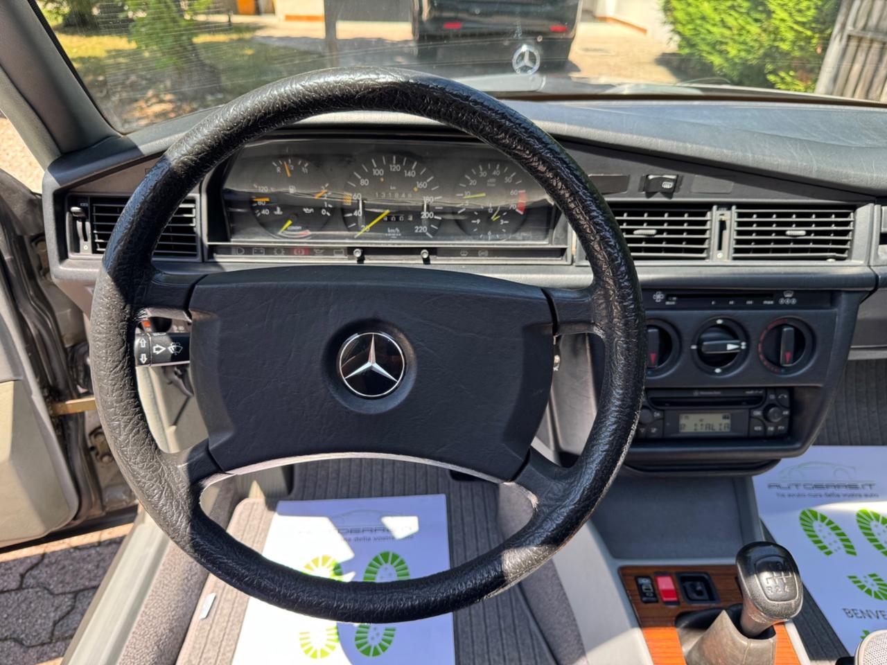 Mercedes-benz 190 2.0 E