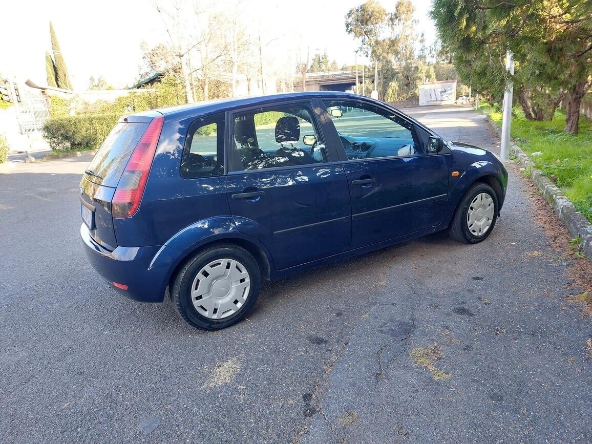 FORD Fiesta del 2005