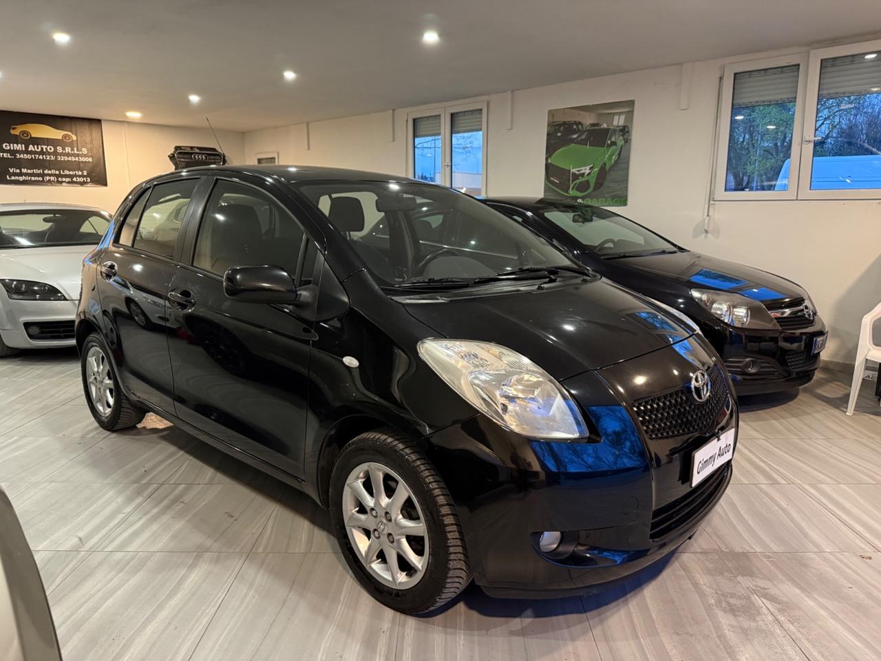 Toyota Yaris 1.3 benzina NEOPATENTATI