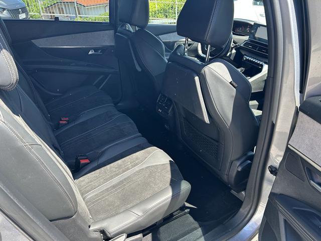 PEUGEOT 5008 BlueHDi 130 S&S EAT8 GT