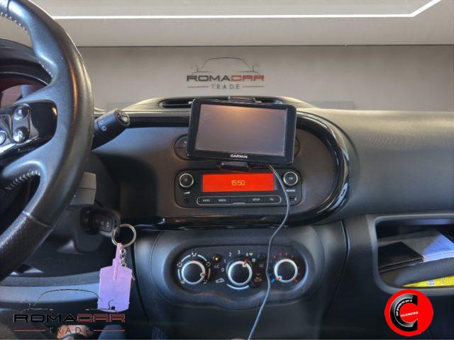 RENAULT Twingo SCe EDC INTENS