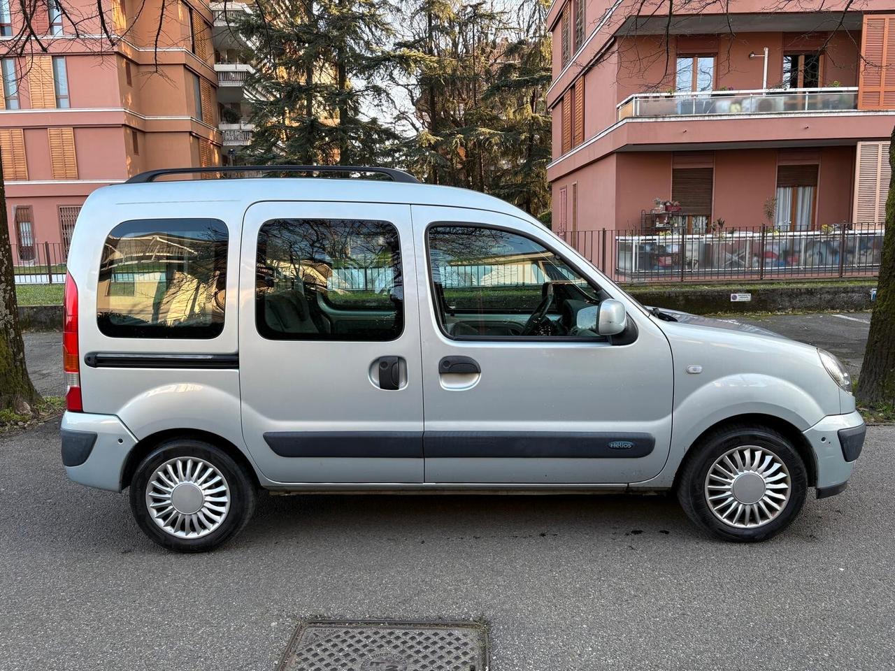 Renault Kangoo 1.5 dCi/84CV 5p. Pampa Luxe