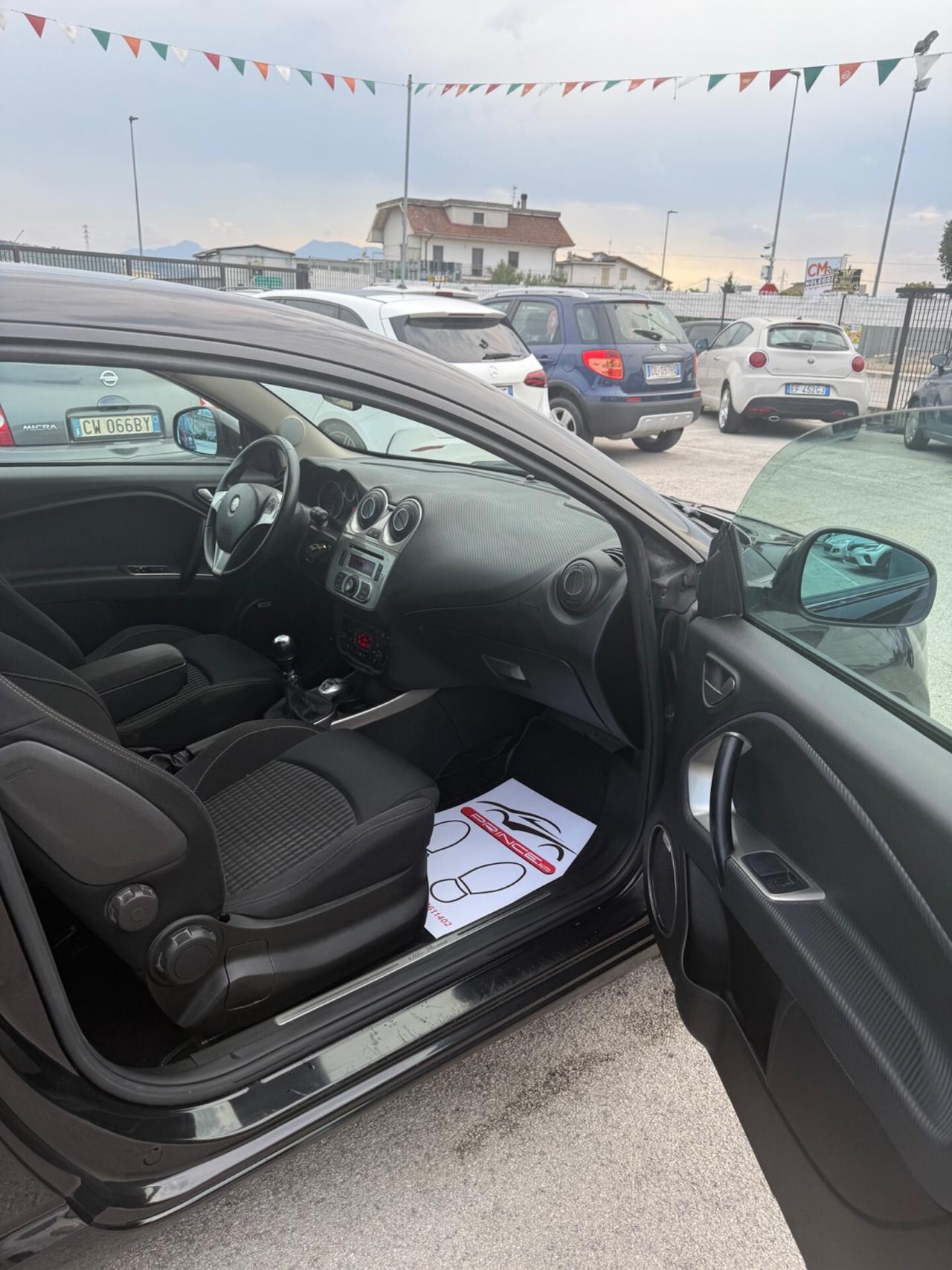 Alfa Romeo MiTo 1.6 JTDm 16V Distinctive Premium Pack