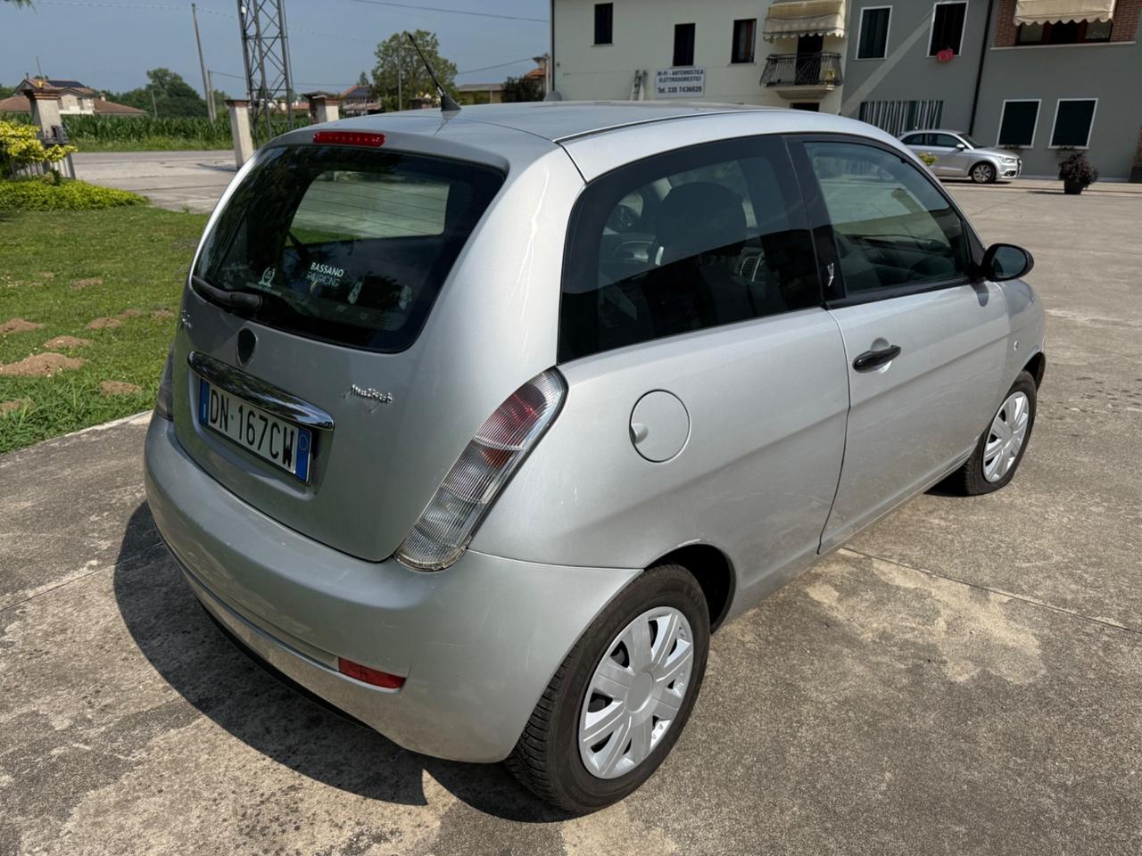 Lancia Ypsilon 1.3 MJT 90 CV Platino