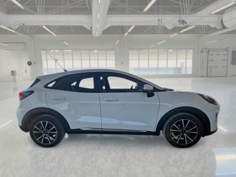 Ford Puma 1.0 EcoBoost Hybrid 125 CV Titanium