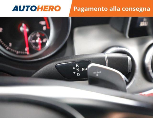 MERCEDES-BENZ CLA 200 d Automatic Premium