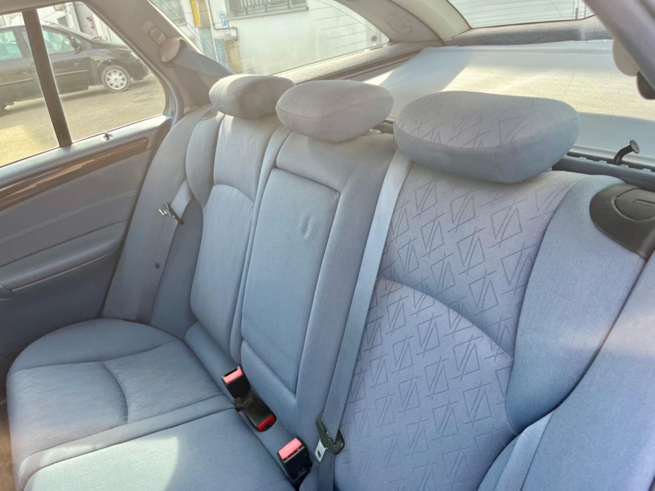 Mercedes-benz C270cdi sw 170cv 2004 208.000km