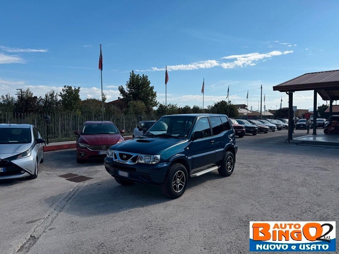 Nissan Terrano II 2.7 Tdi 3 porte Luxury 4X4