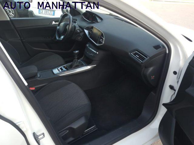 PEUGEOT 308 BlueHDi 130 S&S Business