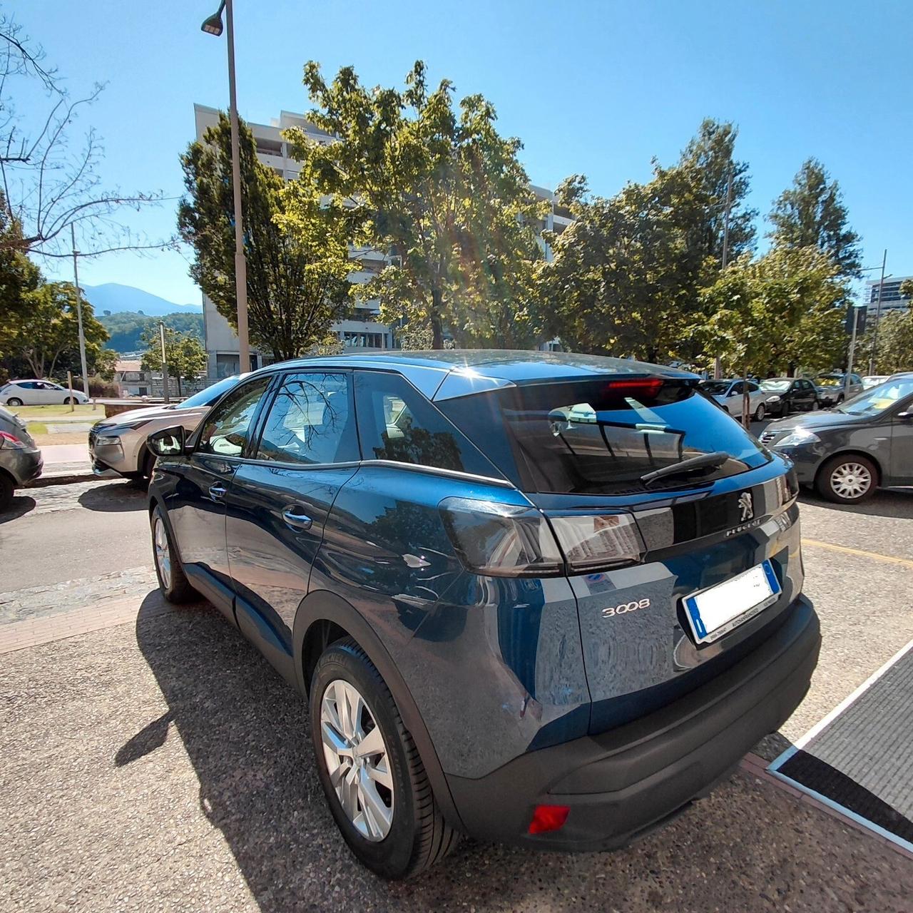 Peugeot 3008 1.5 EAT8 Business 130cv - 2021