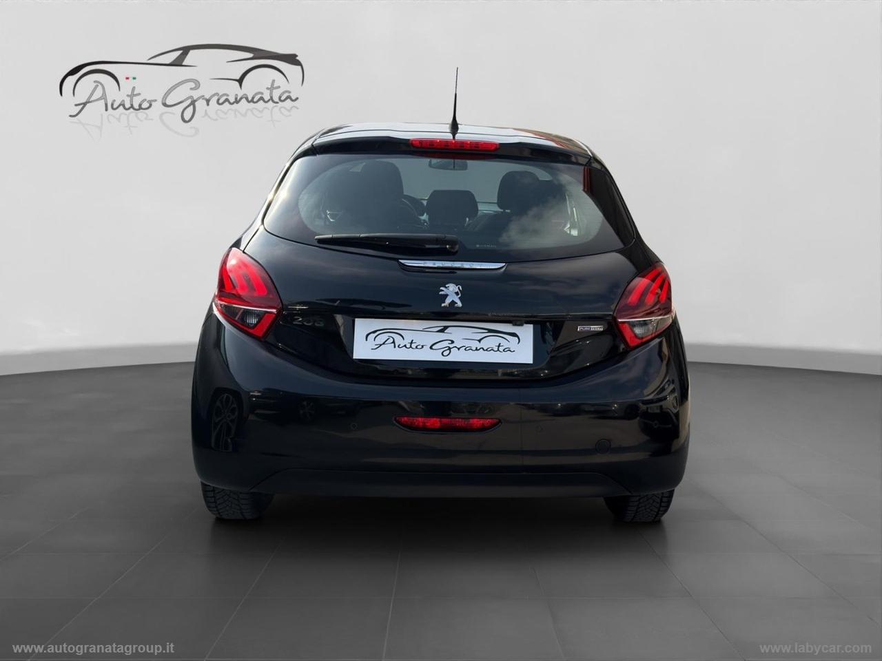 PEUGEOT 208 PureTech 82 5p. GPL Allure PERFETTA BLACK EDITION
