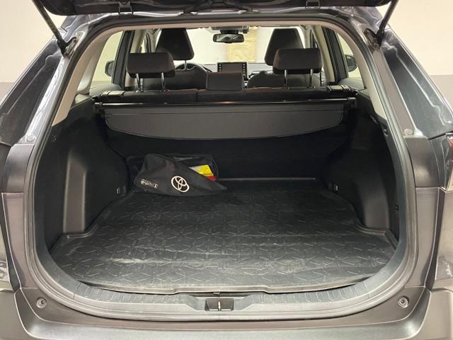 TOYOTA RAV 4 MY23 RAV4 2.5 HV (222CV) E-CVT AWD-i Business