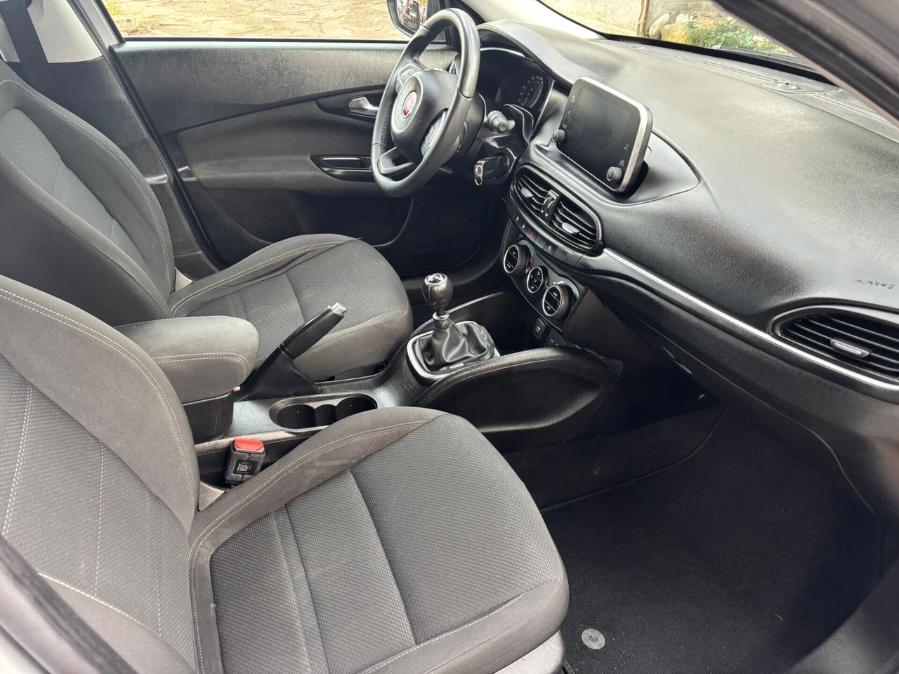 FIAT TIPO 1.6 MJT SW Lounge - 2019