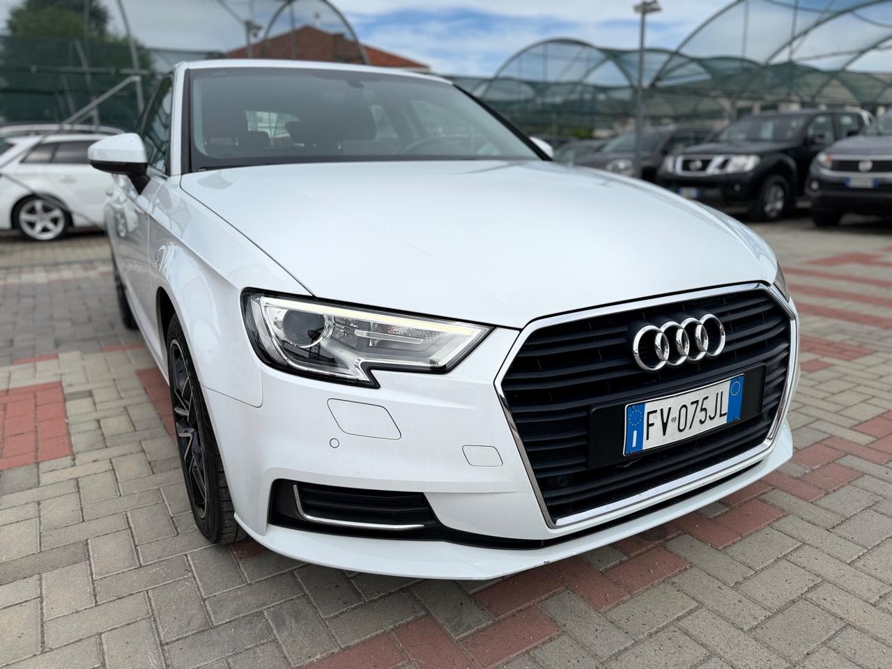 Audi A3 SPB 1.6 TDI S tronic OK NEOPATENTATI