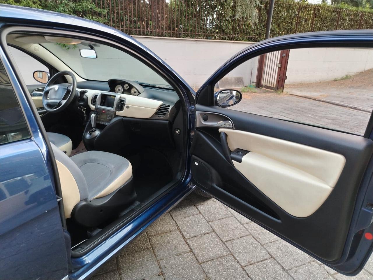 Lancia Ypsilon 1.3 Multijet 16V Platino