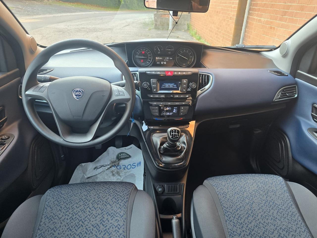 Lancia Ypsilon 1.0 FireFly 5 porte S&S Hybrid Oro