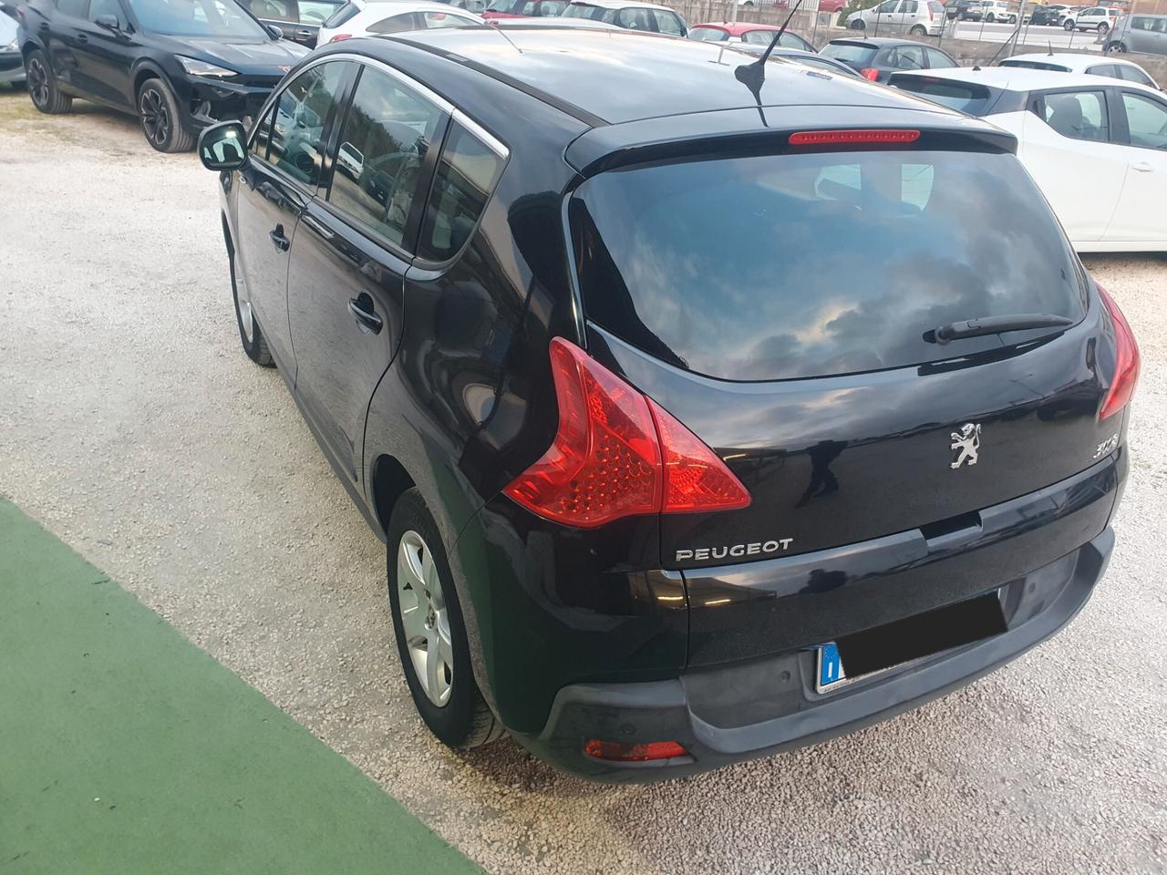Peugeot 3008 1.6 HDi 115CV Business