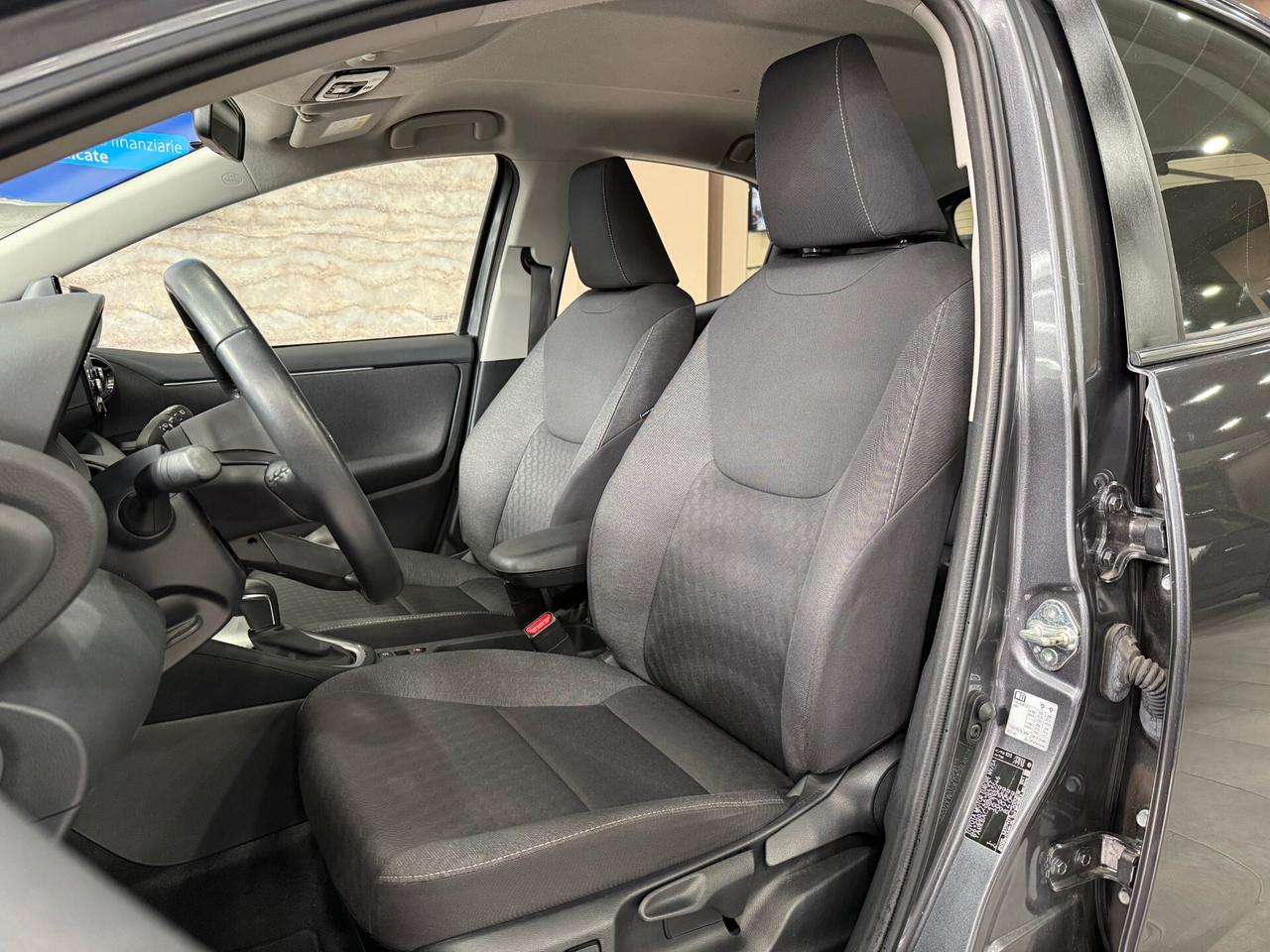 Toyota Yaris 1.5 Hybrid 5p. Business