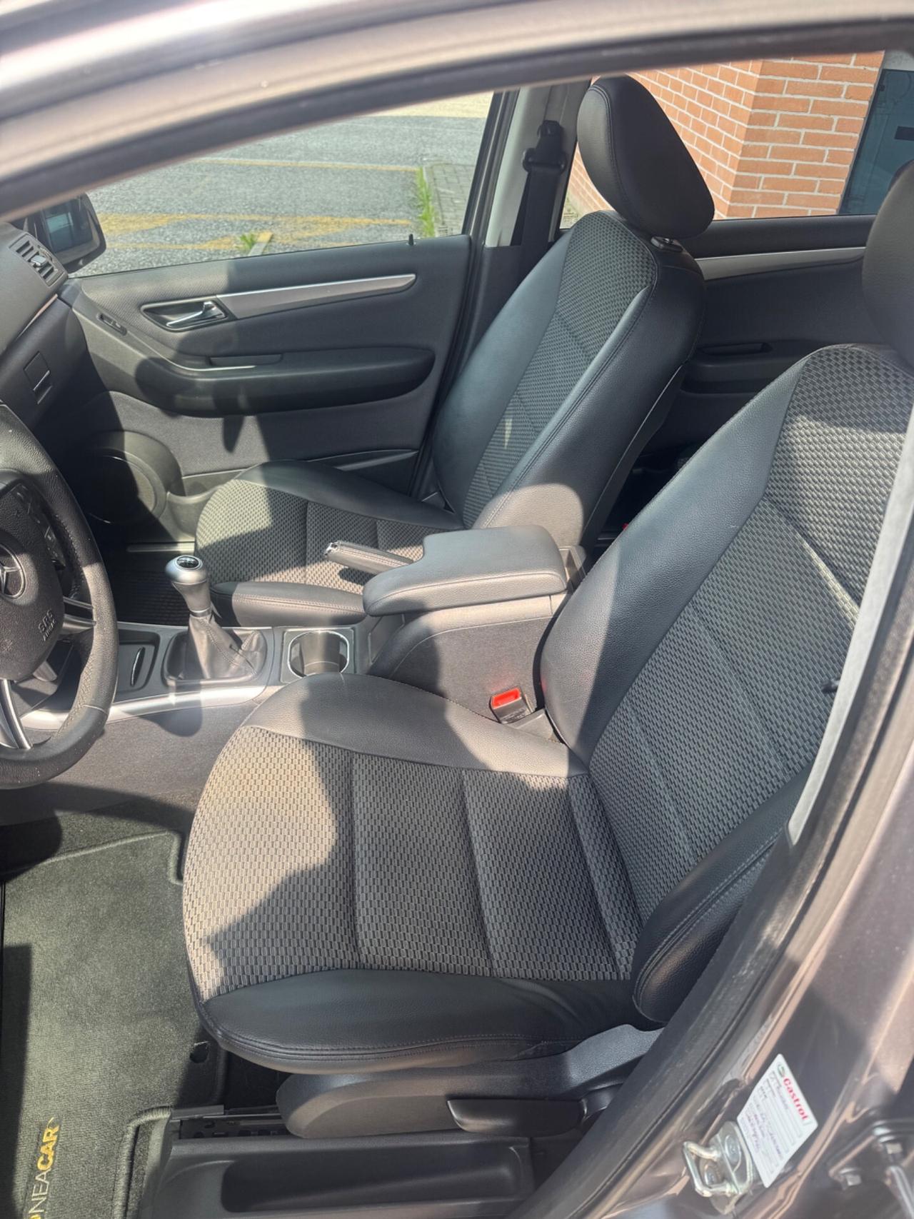 Mercedes-benz B 180 CDI Premium