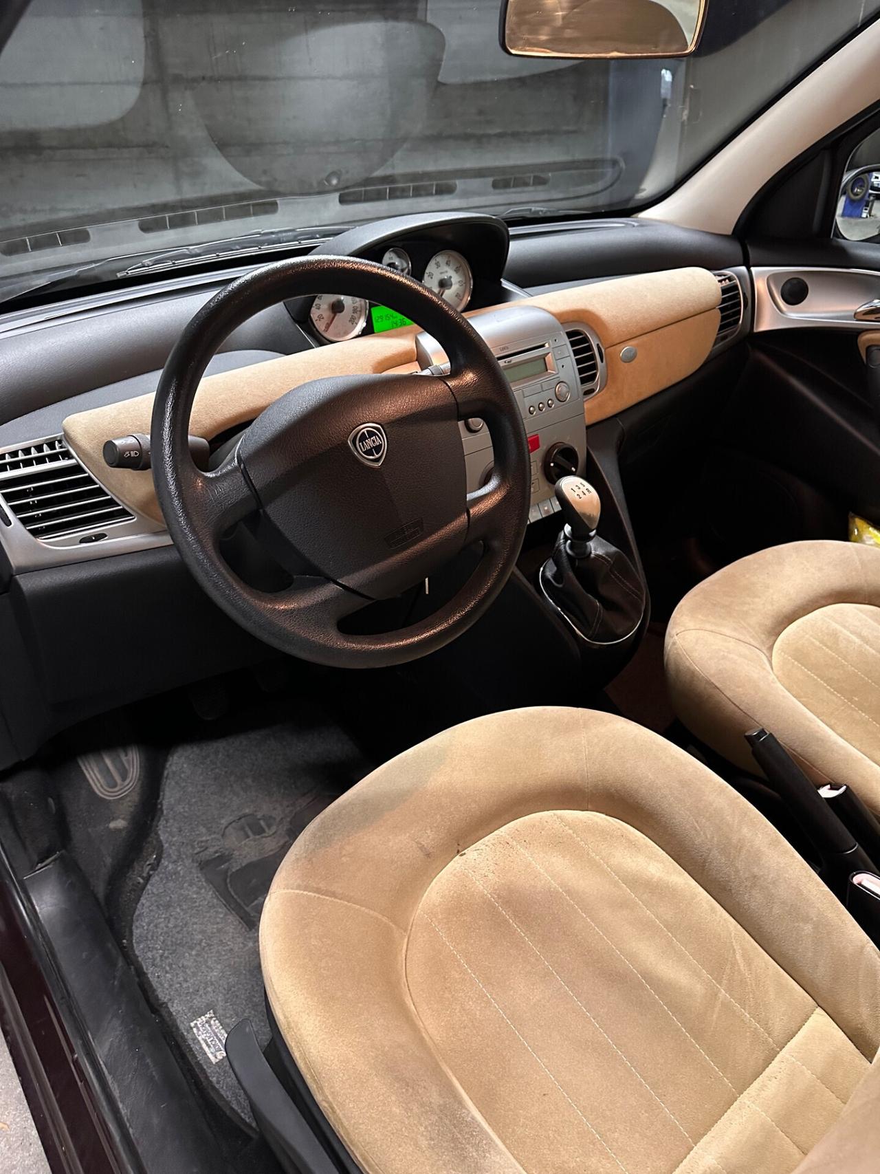 Lancia Ypsilon 1.4 2009