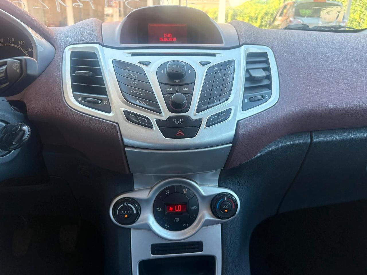 Ford Fiesta 1.4 TDCi 5p. Titanium