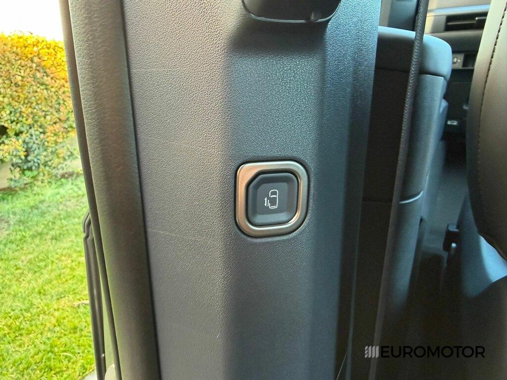 Kia PV5 Passenger 71,2kWh Earth