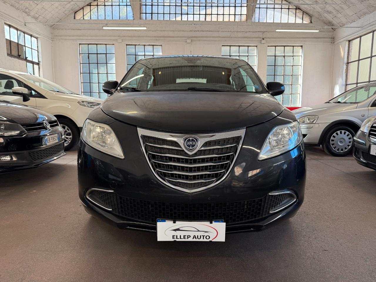 Lancia Ypsilon 1.2 69 CV CINGHIA OK - NEOPATENTATI