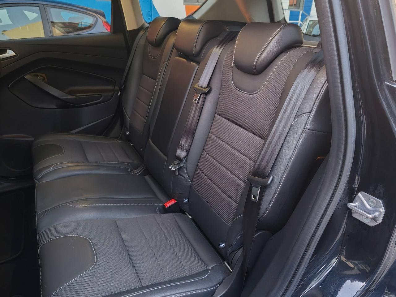 Ford Kuga 2.0 TDCI 120 CV S&S 2WD Titanium