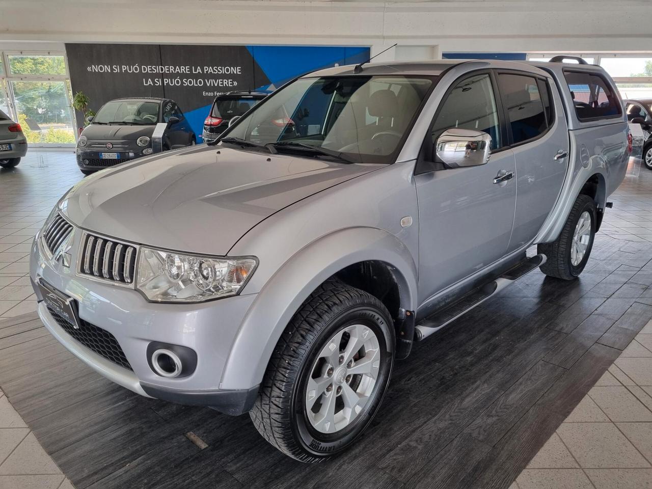 Mitsubishi L200 2.5 DI-D/178CV DC Intense Plus