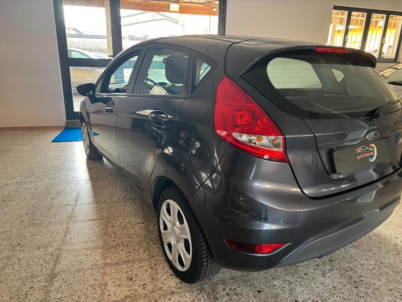 Ford Fiesta 1.2 16V 5p. Clever NEOPATENTATI