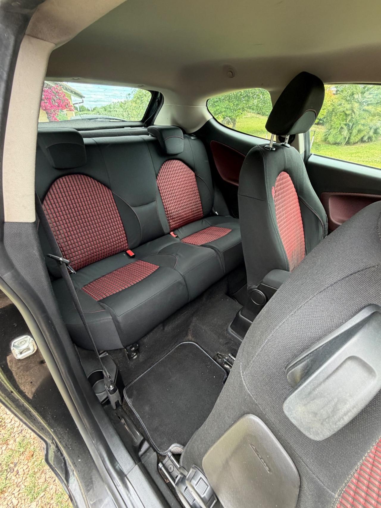 Alfa Romeo MiTo 1.3 JTDm 16V 90 CV Distinctive Sport Pack