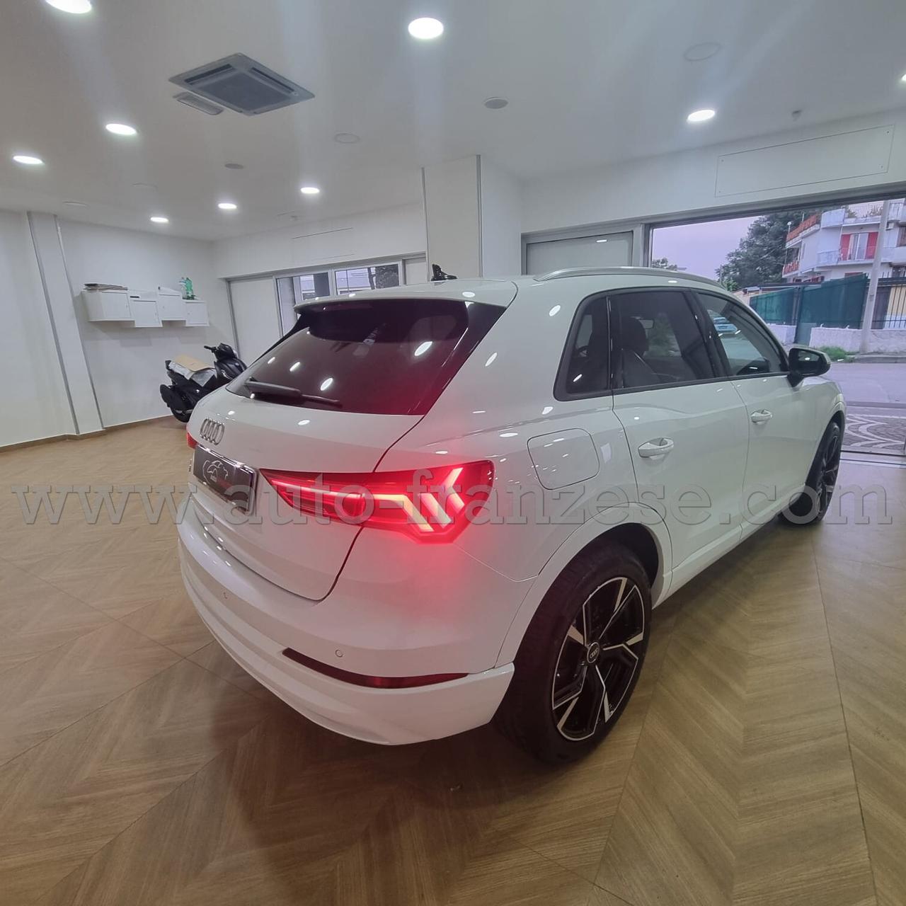 Audi Q3 35 TDI S tronic Business Advanced