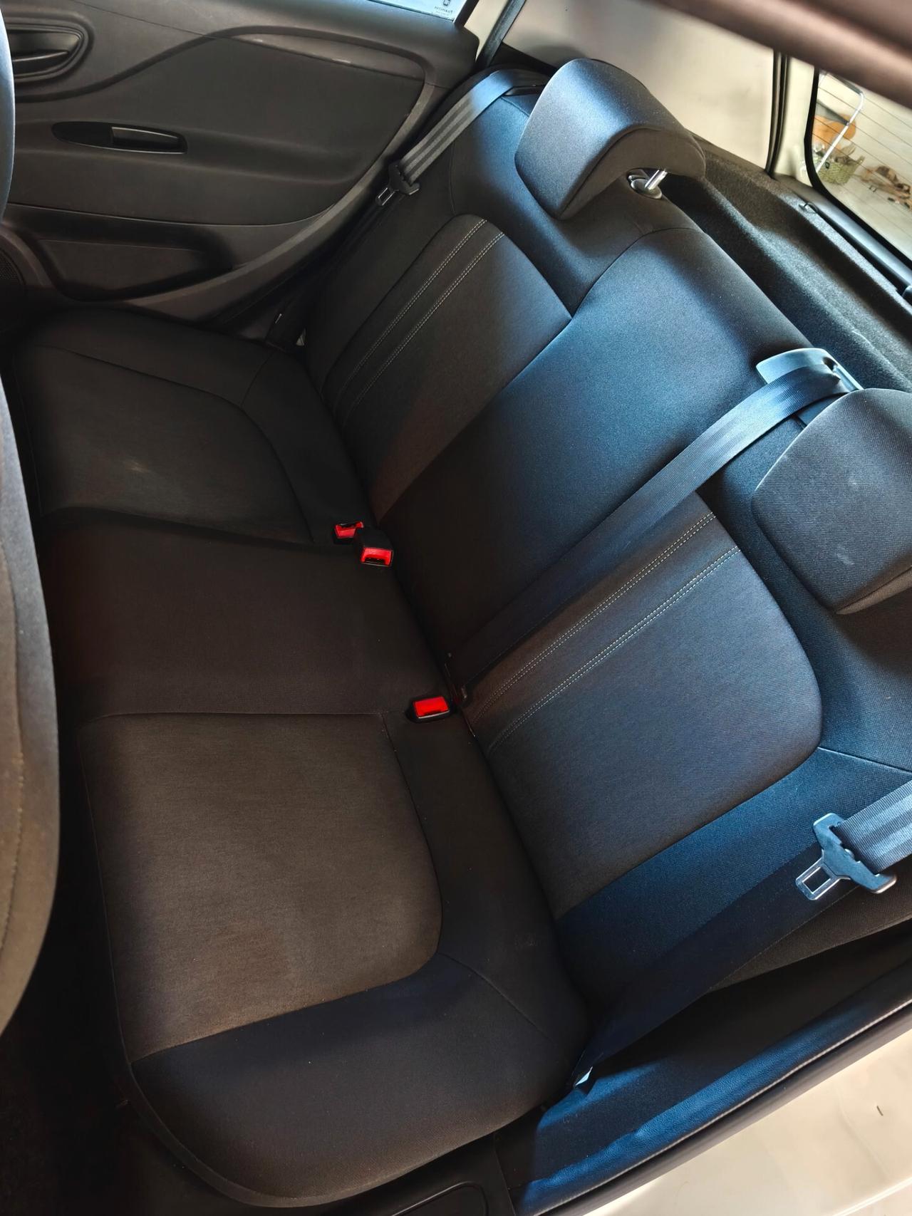 Fiat Punto 1.3 MJT 75 CV 5 porte