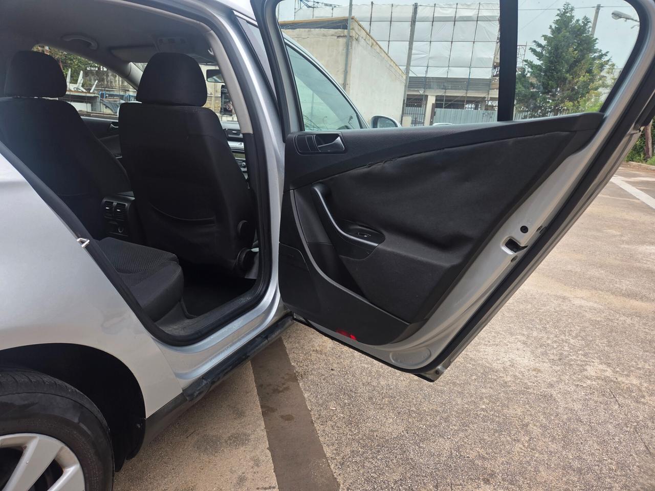 Volkswagen Passat 1.4 16V TSI Comf. EcoFuel DSG