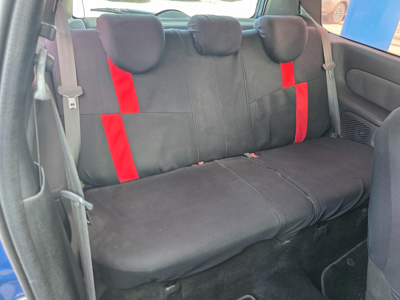 Renault Clio Storia 1.2 3 porte con 265.000km Gpl