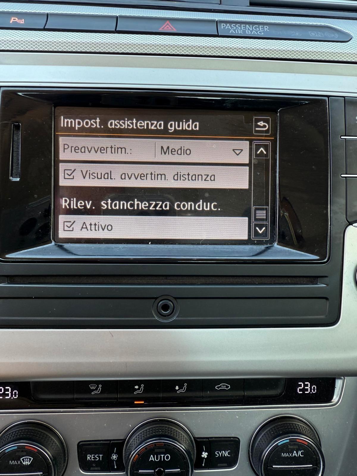 Volkswagen Passat 1.6 TDI Comfortline BlueMotion Technology - ok neopatentati -