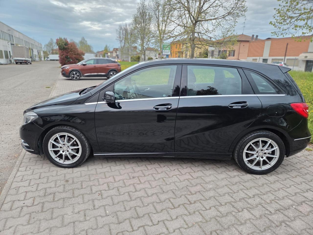 Mercedes-benz B 200 CDI Automatic Premium