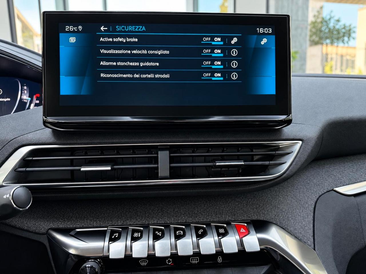 Peugeot 3008 BlueHDi 1.5 Diesel 130 cv S&S EAT8 Allure