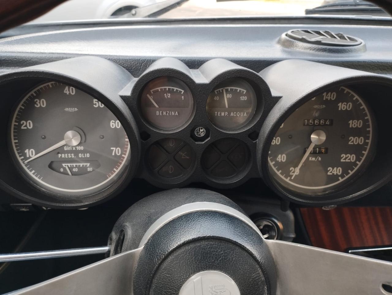 Alfa Romeo GT 1300 Unificata