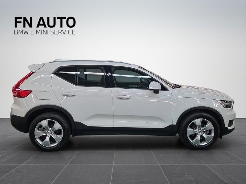 VOLVO XC40 (2017-->) XC40 T3 Geartronic Momentu...