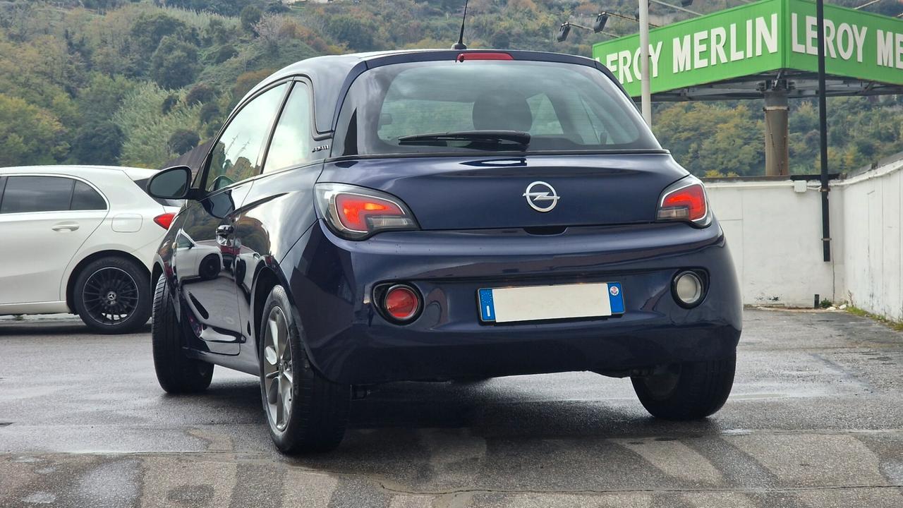 Opel Adam 1.2 70 CV White/Black Link