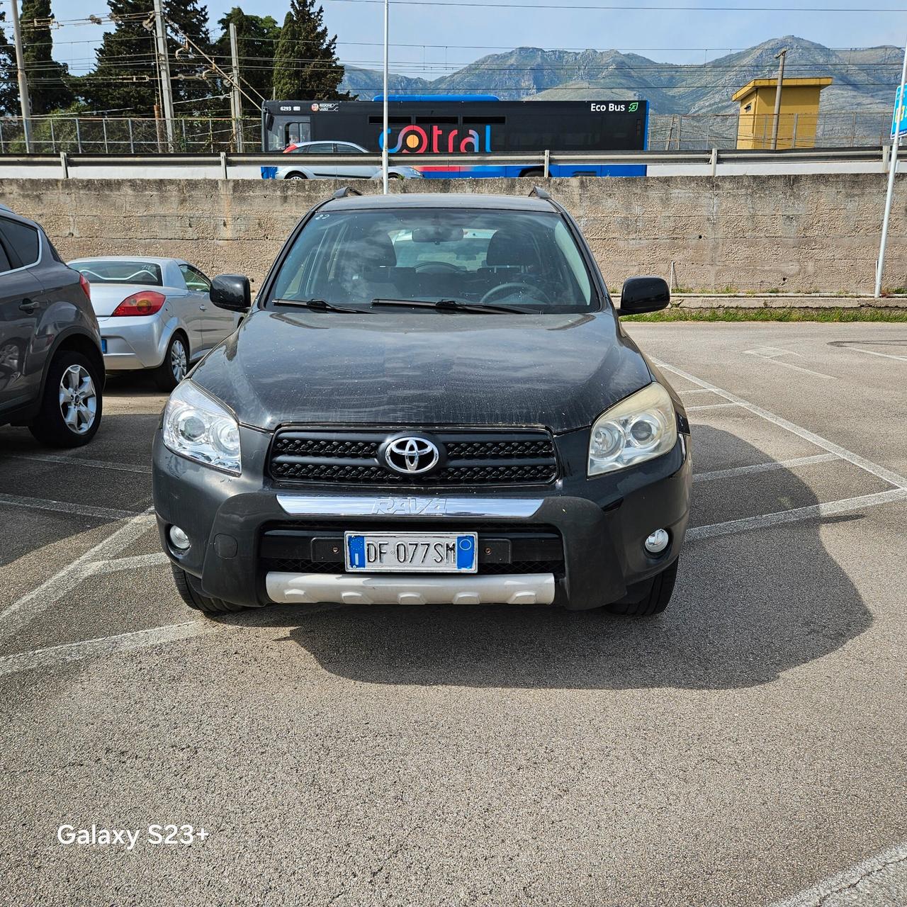 Toyota RAV 4 RAV4 2.2 D-4D 136 CV Sol