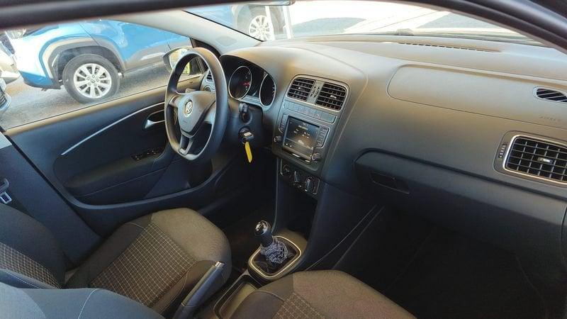 Volkswagen Polo 1.0 75cv MPI Comfortline