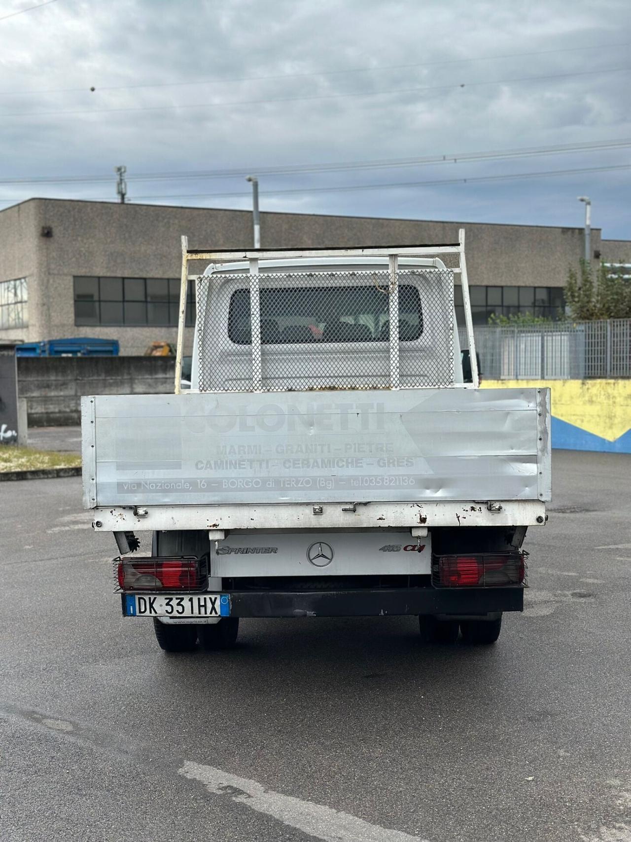 Mercedes Benz
