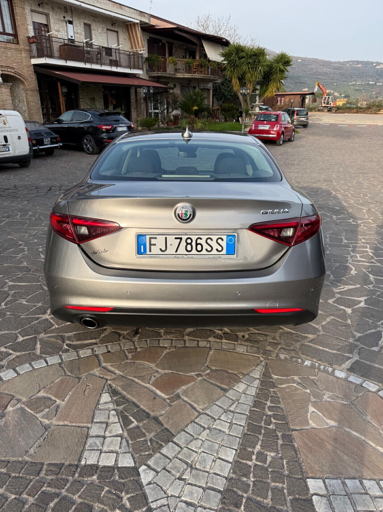 Alfa Romeo Giulia 2.2 Turbodiesel 150 CV