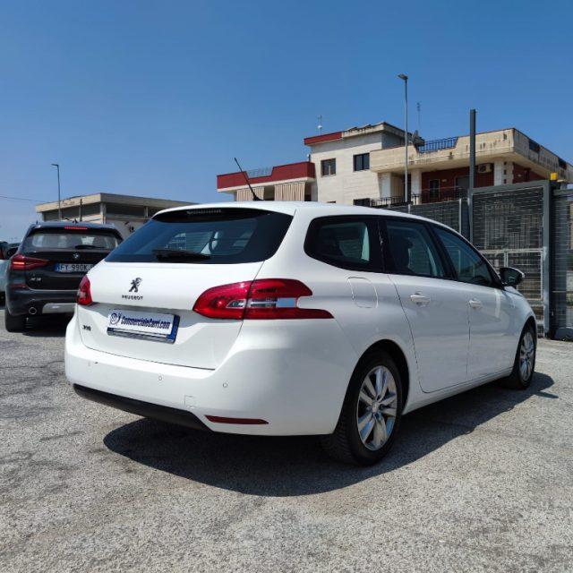 PEUGEOT 308 BlueHDi 100 S&S SW Business Autocarro